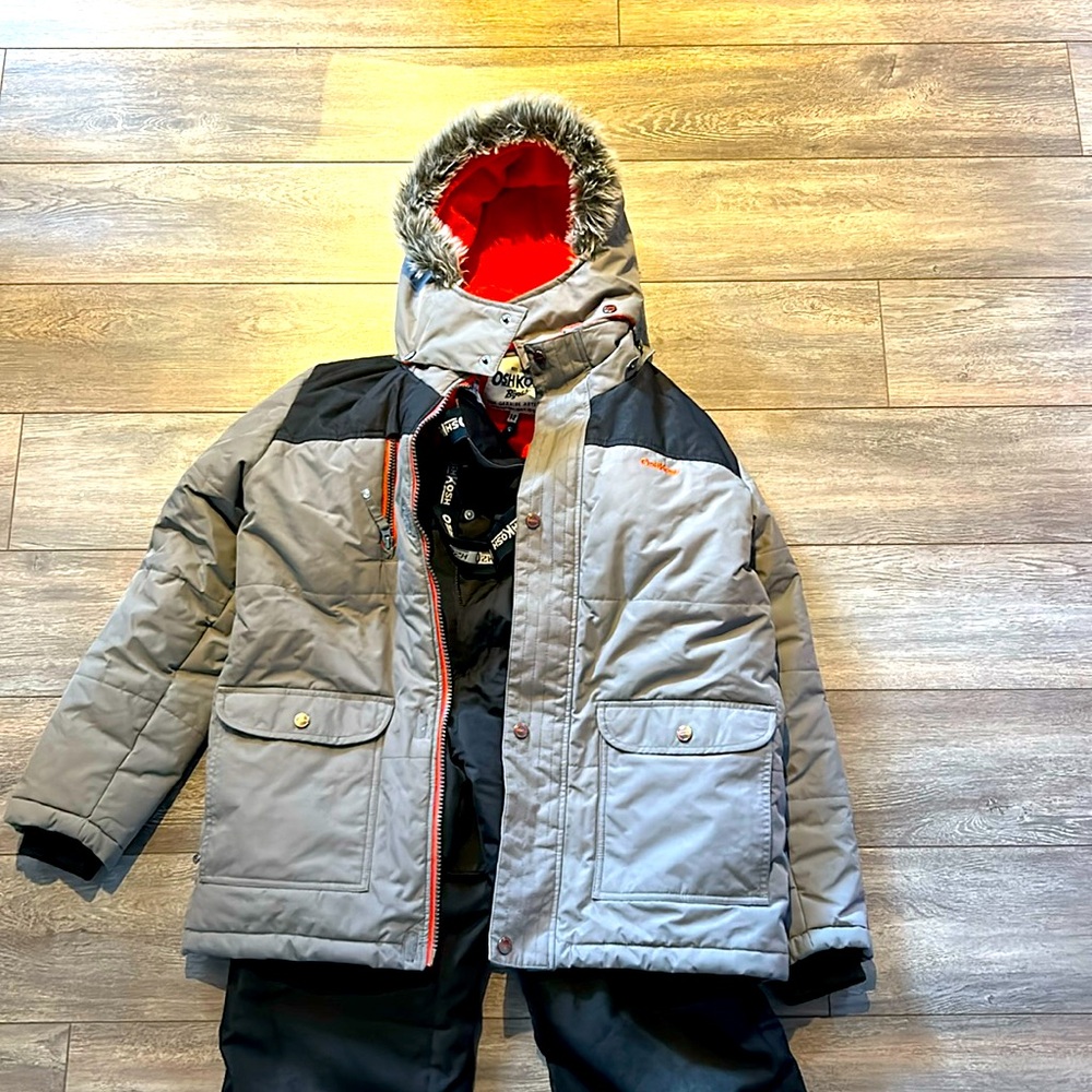 OshKosh B’gosh gray boy’s snow suit size 14